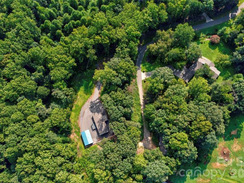737 Pleasantdale Drive, Shelby, NC 28150.  MLS# CAR4416272, YatesRealty ID 45698. 