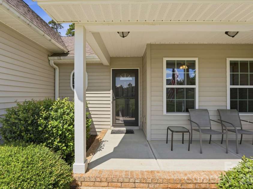 107 Vista View Place, Mooresville, NC 28117.  MLS# CAR4416778, YatesRealty ID 45699. 