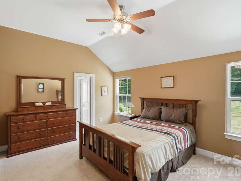 107 Vista View Place, Mooresville, NC 28117.  MLS# CAR4416778, YatesRealty ID 45699. 