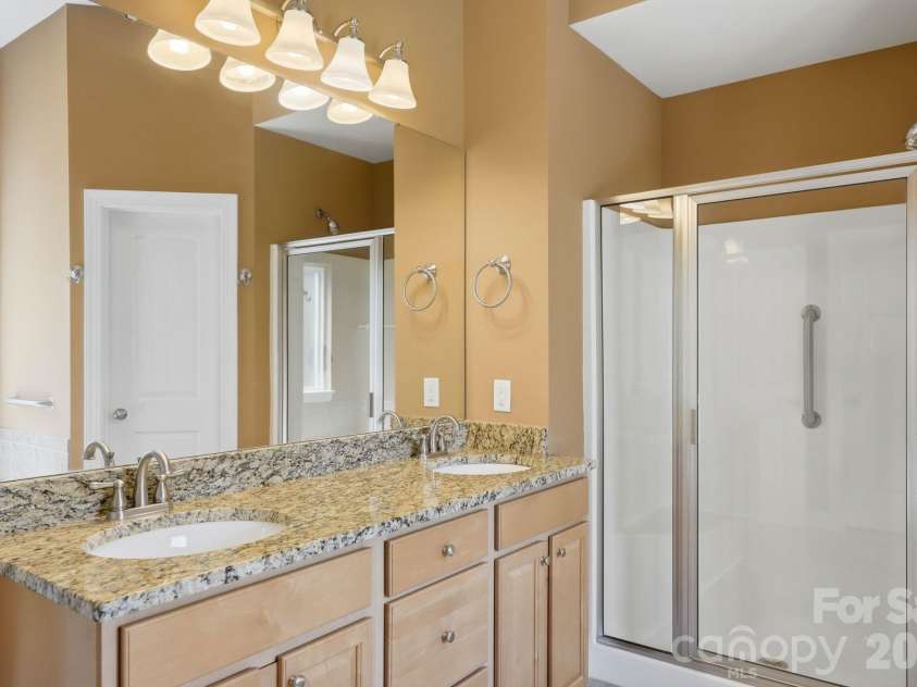107 Vista View Place, Mooresville, NC 28117.  MLS# CAR4416778, YatesRealty ID 45699. 