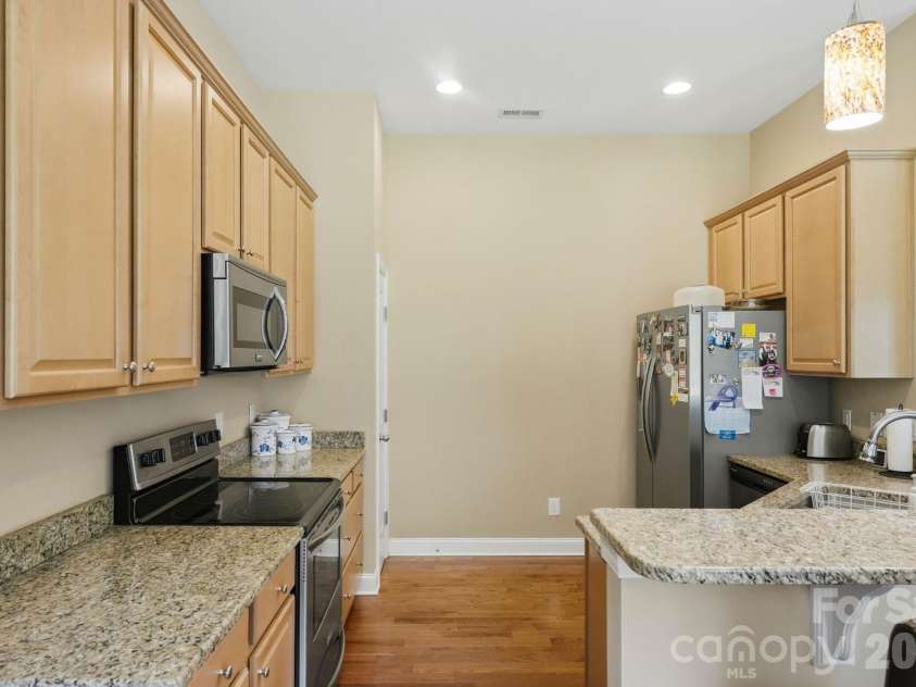 107 Vista View Place, Mooresville, NC 28117.  MLS# CAR4416778, YatesRealty ID 45699. 