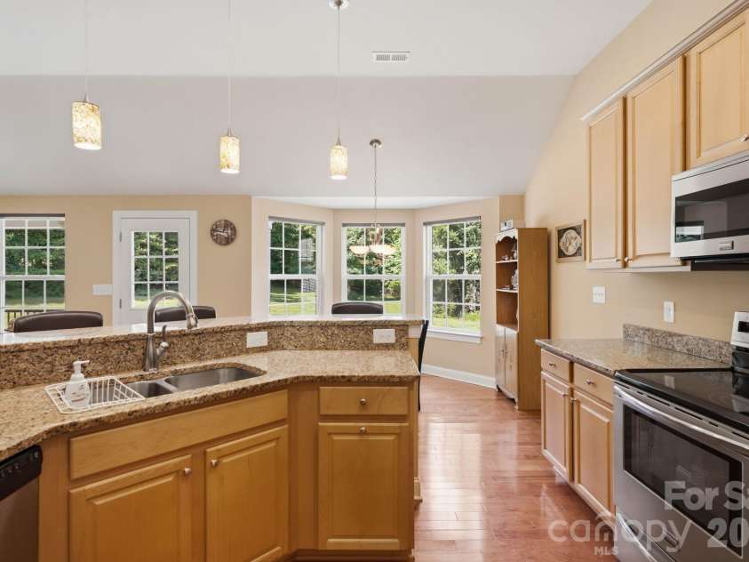 107 Vista View Place, Mooresville, NC 28117.  MLS# CAR4416778, YatesRealty ID 45699. 