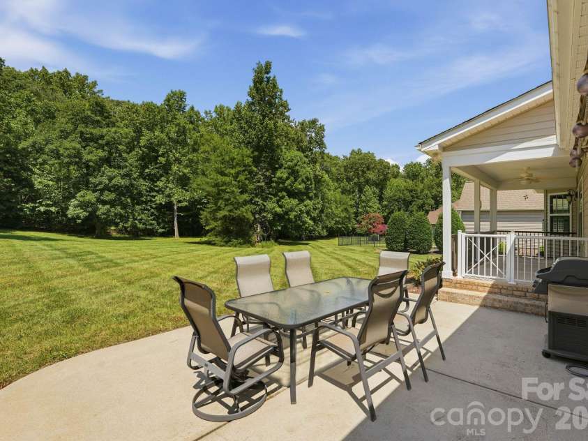107 Vista View Place, Mooresville, NC 28117.  MLS# CAR4416778, YatesRealty ID 45699. 