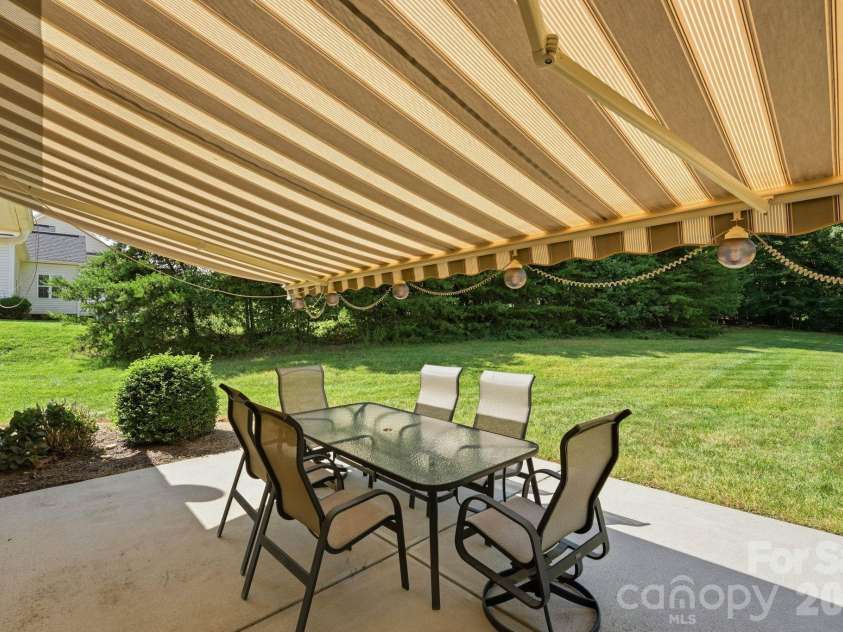 107 Vista View Place, Mooresville, NC 28117.  MLS# CAR4416778, YatesRealty ID 45699. 
