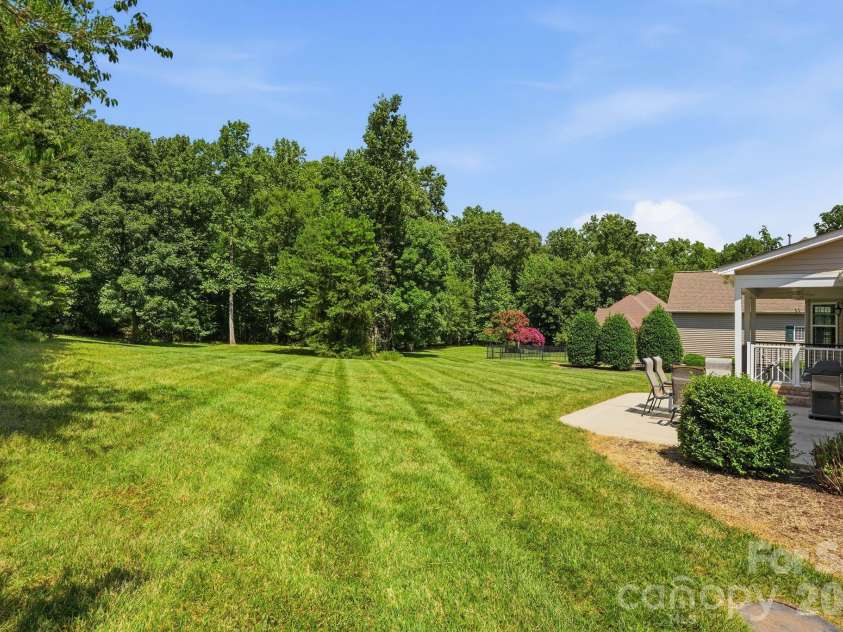 107 Vista View Place, Mooresville, NC 28117.  MLS# CAR4416778, YatesRealty ID 45699. 