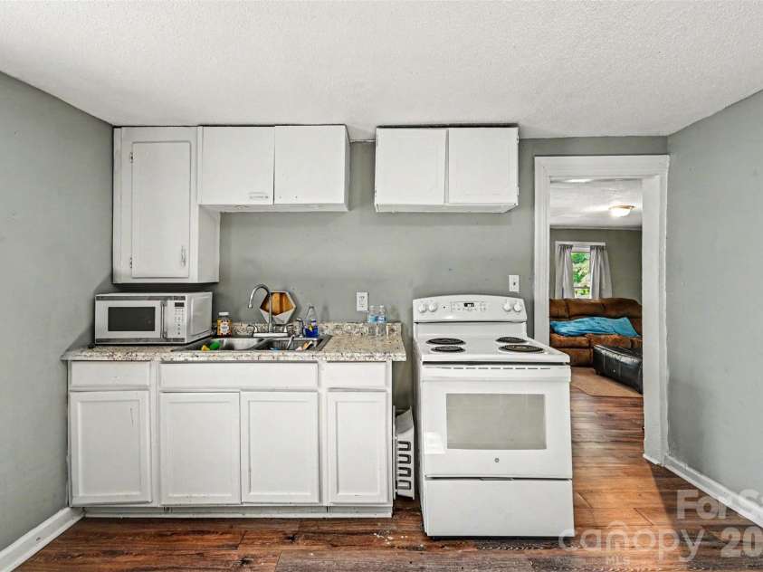 1025 Martin Luther King Jr Drive, Albemarle, NC 28001.  MLS# CAR4380740, YatesRealty ID 457. Kitchen