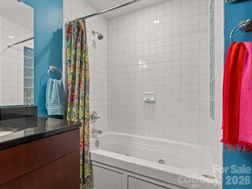 100 Coxe Avenue, Asheville, NC 28801.  MLS# CAR4307768, YatesRealty ID 4570. 