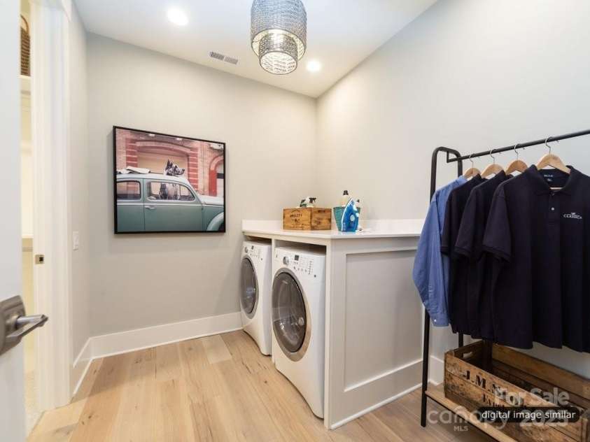 8805 Wingard Drive, Waxhaw, NC 28173.  MLS# CAR4243792, YatesRealty ID 4570. 