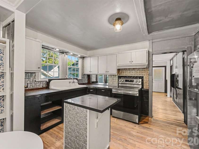 237 Simpson Drive, Concord, NC 28025.  MLS# CAR4416767, YatesRealty ID 45701. 