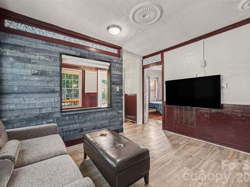 237 Simpson Drive, Concord, NC 28025.  MLS# CAR4416767, YatesRealty ID 45701. 