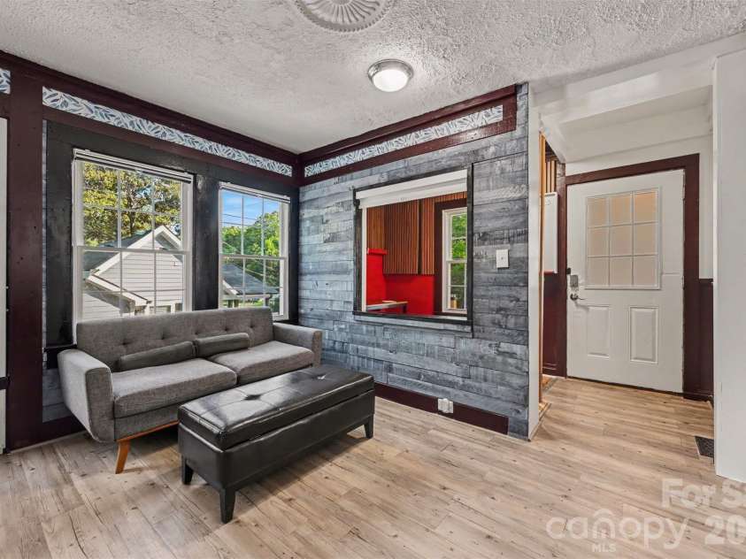 237 Simpson Drive, Concord, NC 28025.  MLS# CAR4416767, YatesRealty ID 45701. 
