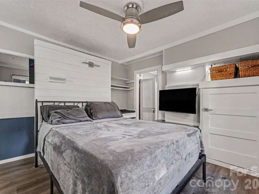 237 Simpson Drive, Concord, NC 28025.  MLS# CAR4416767, YatesRealty ID 45701. 