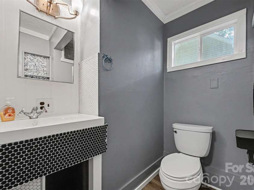 237 Simpson Drive, Concord, NC 28025.  MLS# CAR4416767, YatesRealty ID 45701. 