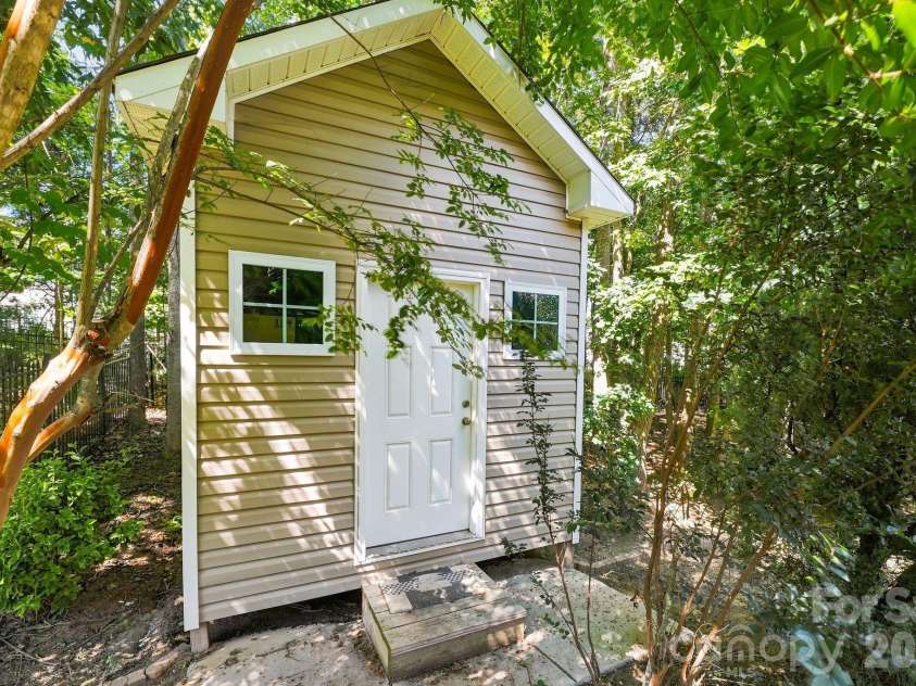 4852 Pepper Drive, Harrisburg, NC 28075.  MLS# CAR4412976, YatesRealty ID 45702. 