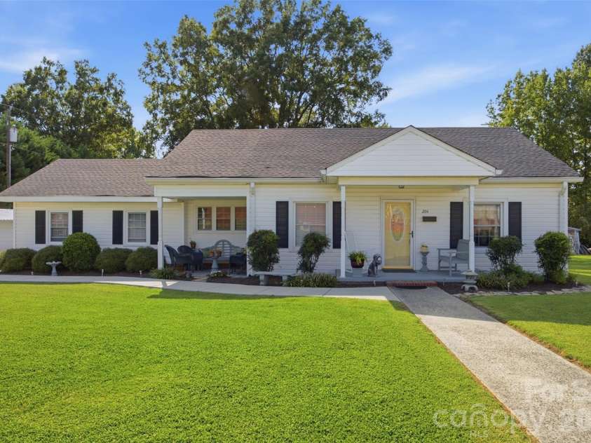 204 Memorial Drive, Clover, SC 29710.  MLS# CAR4416477, YatesRealty ID 45704. 