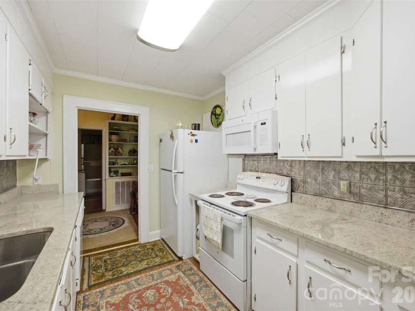 204 Memorial Drive, Clover, SC 29710.  MLS# CAR4416477, YatesRealty ID 45704. 