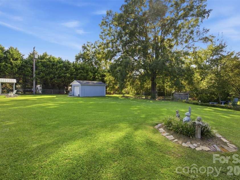 204 Memorial Drive, Clover, SC 29710.  MLS# CAR4416477, YatesRealty ID 45704. 