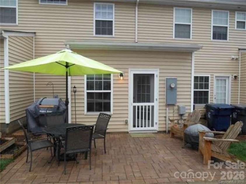 17447 Caldwell Track Drive, Cornelius, NC 28031.  MLS# CAR4416722, YatesRealty ID 45705. 