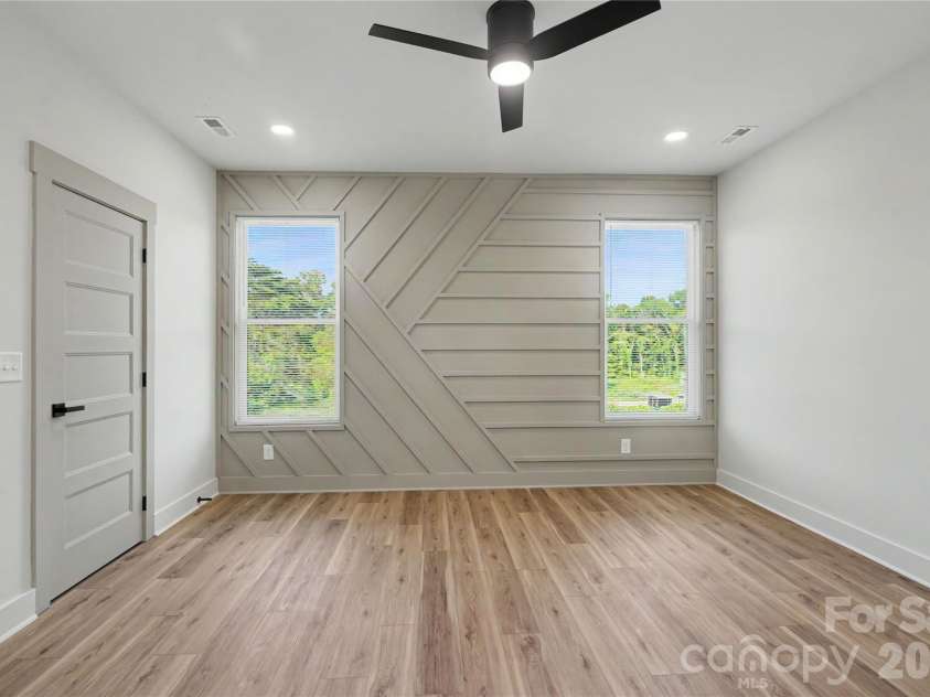 591 Central Drive, Concord, NC 28027.  MLS# CAR4415958, YatesRealty ID 45706. 