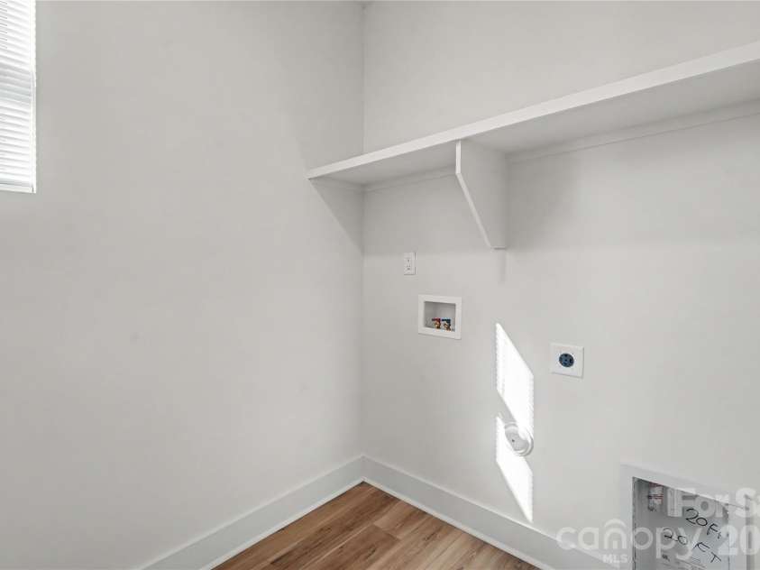 591 Central Drive, Concord, NC 28027.  MLS# CAR4415958, YatesRealty ID 45706. 