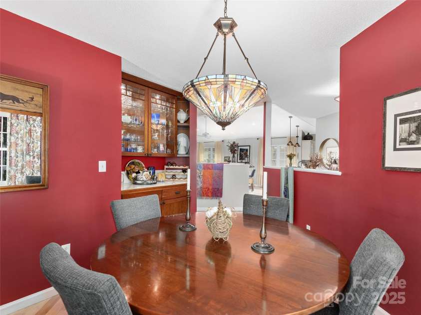 111 Wildwood Forest Lane, Mills River, NC 28759.  MLS# CAR4317593, YatesRealty ID 45707. 