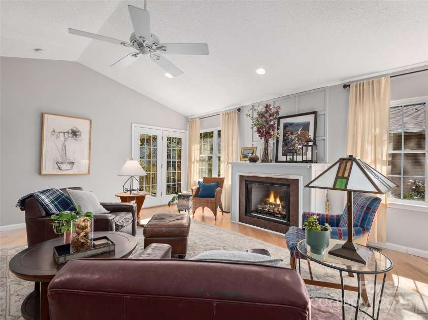 111 Wildwood Forest Lane, Mills River, NC 28759.  MLS# CAR4317593, YatesRealty ID 45707. Open floor plan with updated wood flooring