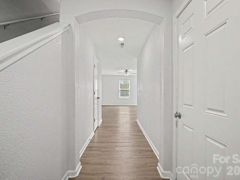3915 Rosfield Drive, Charlotte, NC 28214.  MLS# CAR4409394, YatesRealty ID 45707. 