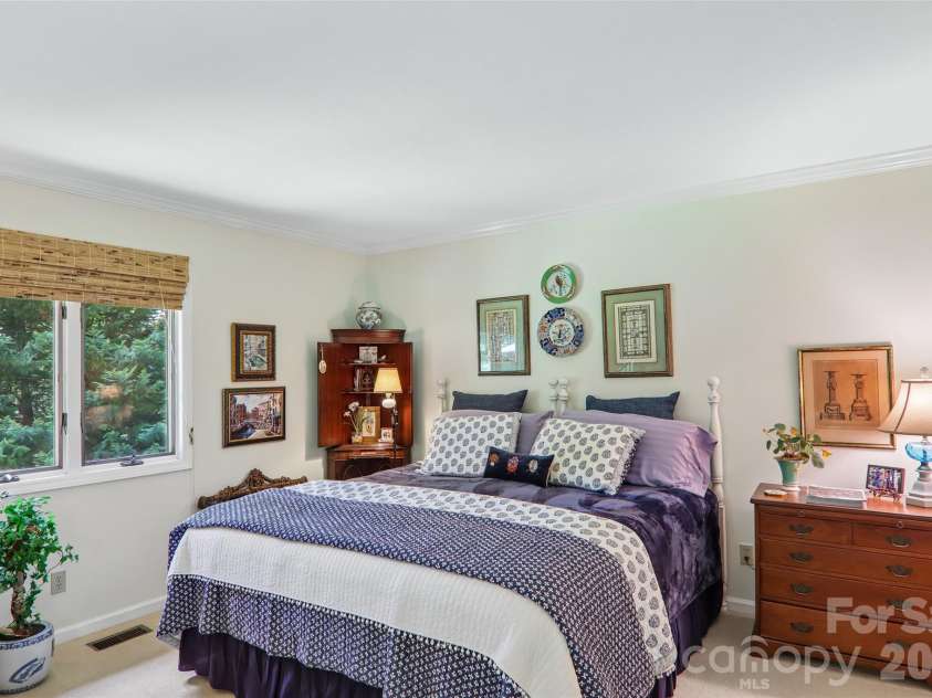 133 Larchmont Drive, Hendersonville, NC 28791.  MLS# CAR4415855, YatesRealty ID 45708. Guest Bedroom #1