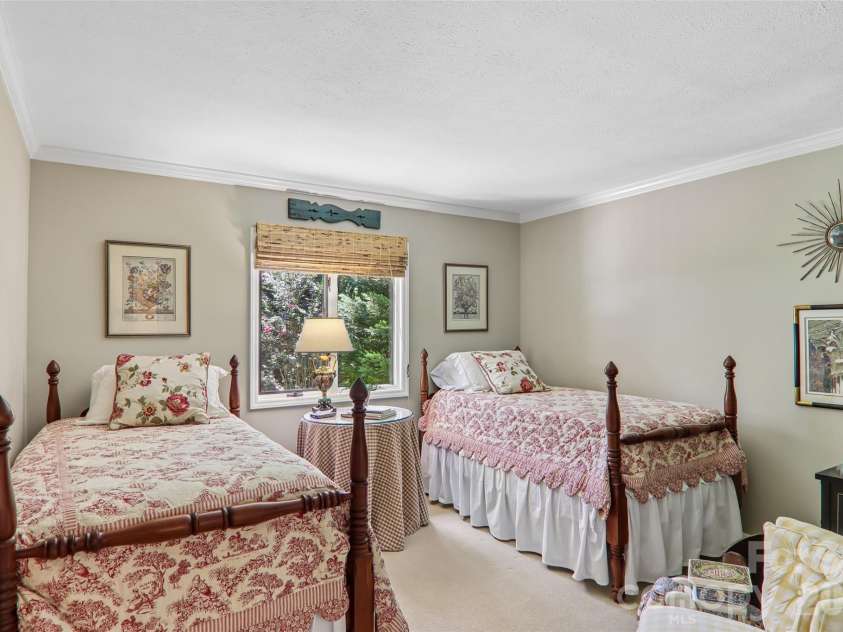 133 Larchmont Drive, Hendersonville, NC 28791.  MLS# CAR4415855, YatesRealty ID 45708. Guest Bedroom #2