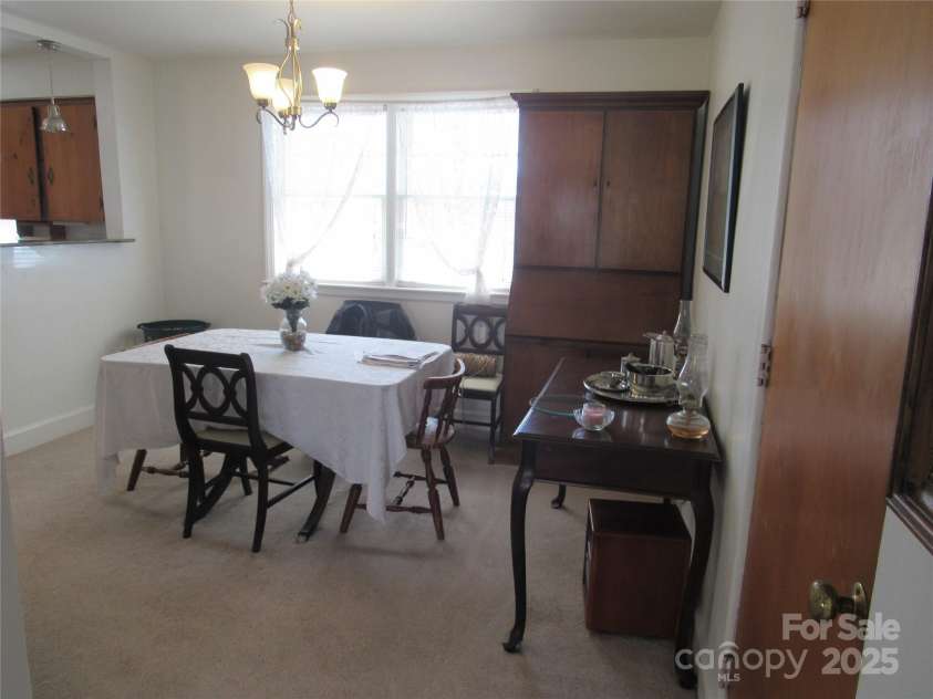 107 9th Street, Black Mountain, NC 28711.  MLS# CAR4243929, YatesRealty ID 4571. 