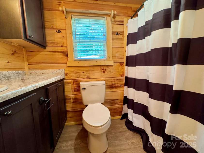 231 Wandering Bear Way, Lake Lure, NC 28746.  MLS# CAR4292904, YatesRealty ID 4571. 