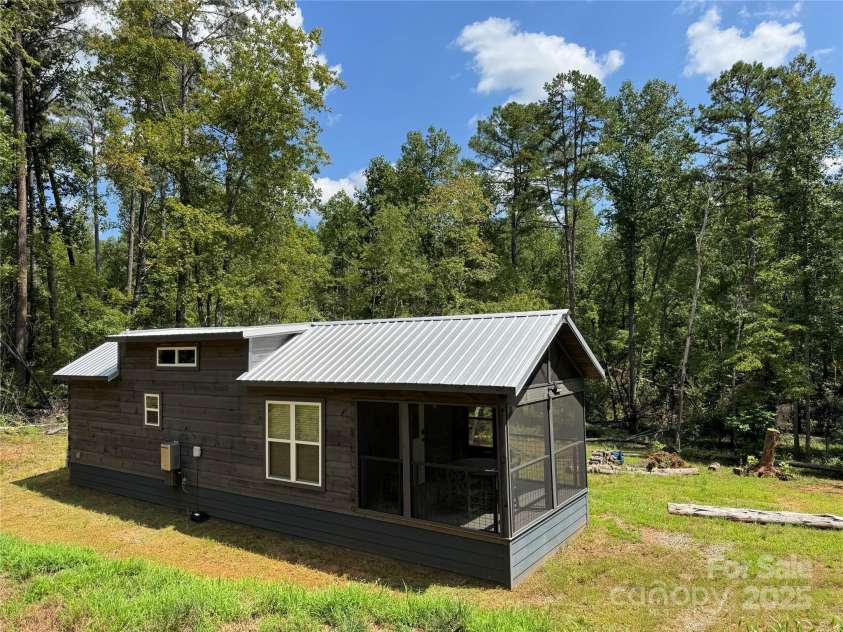 231 Wandering Bear Way, Lake Lure, NC 28746.  MLS# CAR4292904, YatesRealty ID 4571. 