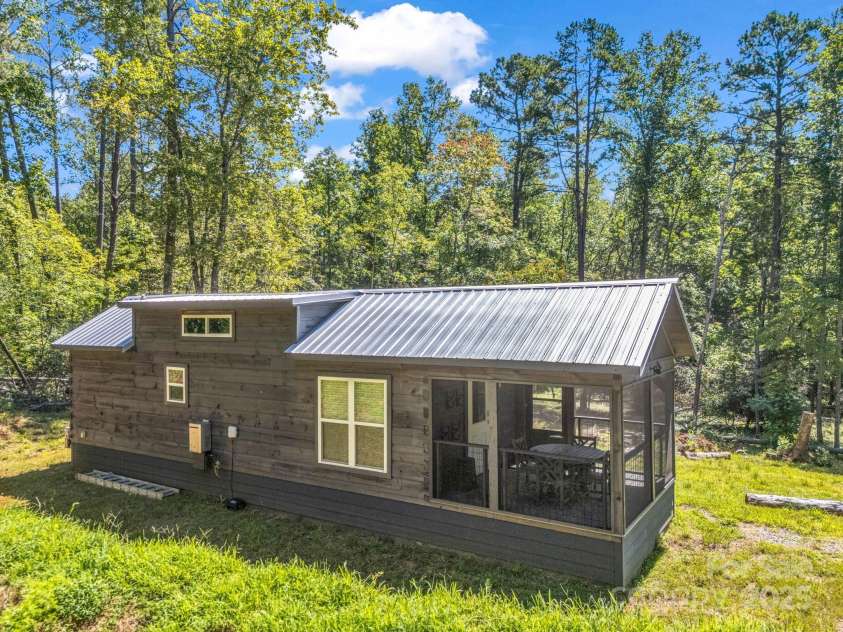 231 Wandering Bear Way, Lake Lure, NC 28746.  MLS# CAR4292904, YatesRealty ID 4571. 