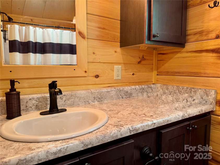 231 Wandering Bear Way, Lake Lure, NC 28746.  MLS# CAR4292904, YatesRealty ID 4571. 