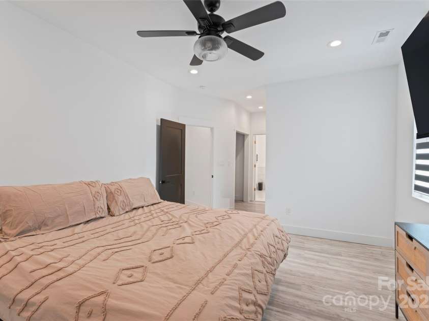 7568 Water Haven Trail, Denver, NC 28037.  MLS# CAR4329655, YatesRealty ID 4571. 