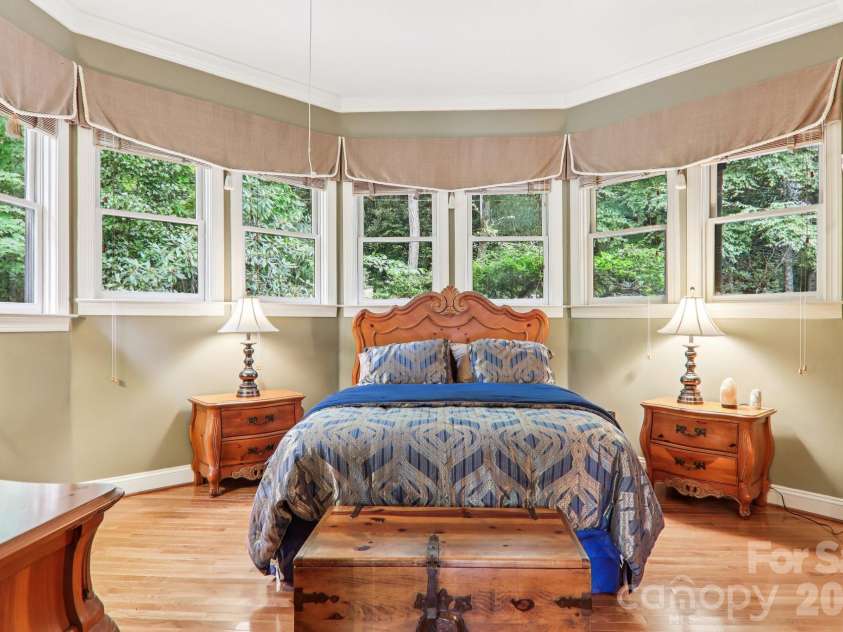 596 Club Boulevard, Lake Toxaway, NC 28747.  MLS# CAR4415218, YatesRealty ID 45711. 