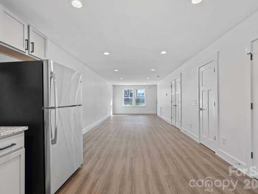 427 Arbor Drive, Waxhaw, NC 28173.  MLS# CAR4415402, YatesRealty ID 45712. 