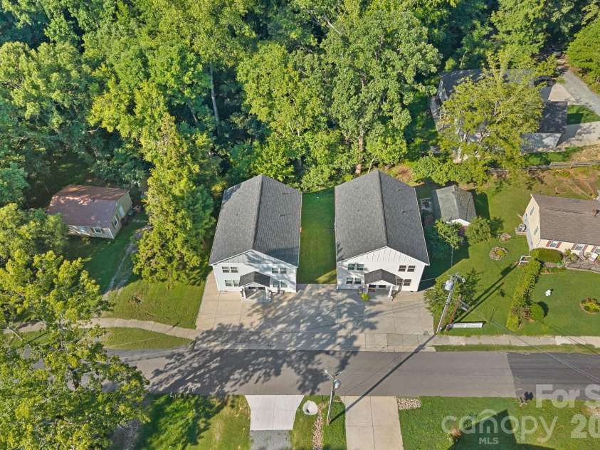 427 Arbor Drive, Waxhaw, NC 28173.  MLS# CAR4415402, YatesRealty ID 45712. 