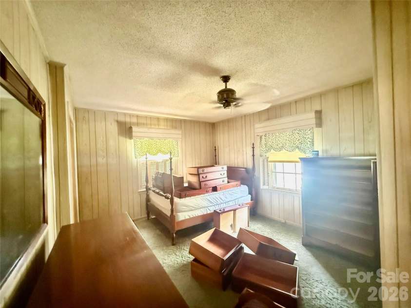 36 Holly Street, Great Falls, SC 29055.  MLS# CAR4416819, YatesRealty ID 45713. 