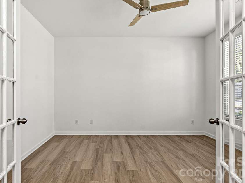 2609 Suffolk Place, Fort Mill, SC 29715.  MLS# CAR4415424, YatesRealty ID 45714. 