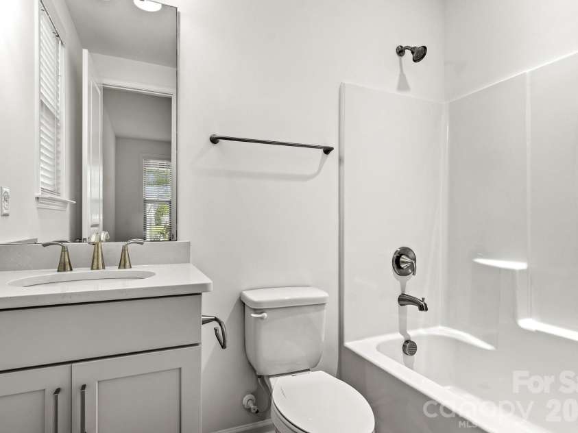2609 Suffolk Place, Fort Mill, SC 29715.  MLS# CAR4415424, YatesRealty ID 45714. 