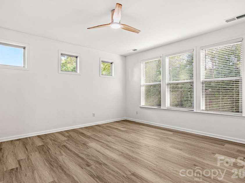 2609 Suffolk Place, Fort Mill, SC 29715.  MLS# CAR4415424, YatesRealty ID 45714. 