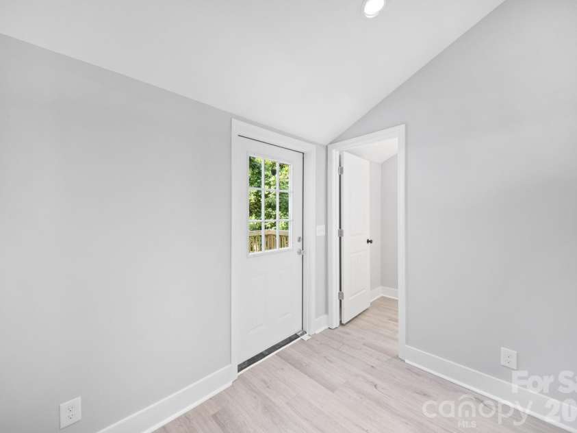 807 Walnut Street, Kannapolis, NC 28081.  MLS# CAR4416064, YatesRealty ID 45718. 