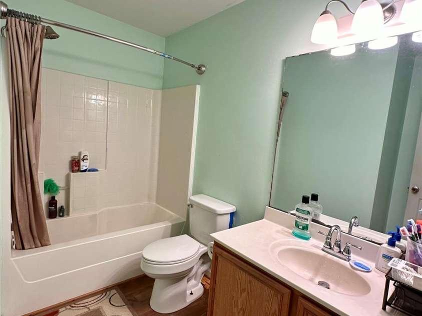 4927 Curtiswood Drive, Charlotte, NC 28213.  MLS# CAR4243585, YatesRealty ID 4572. 