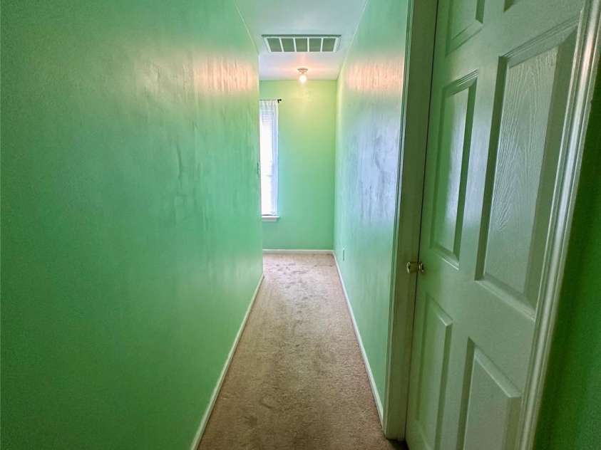 4927 Curtiswood Drive, Charlotte, NC 28213.  MLS# CAR4243585, YatesRealty ID 4572. 
