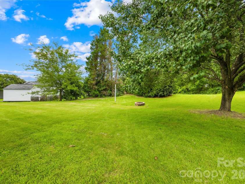 3009 Winners Circle, Concord, NC 28025.  MLS# CAR4415221, YatesRealty ID 45721. 