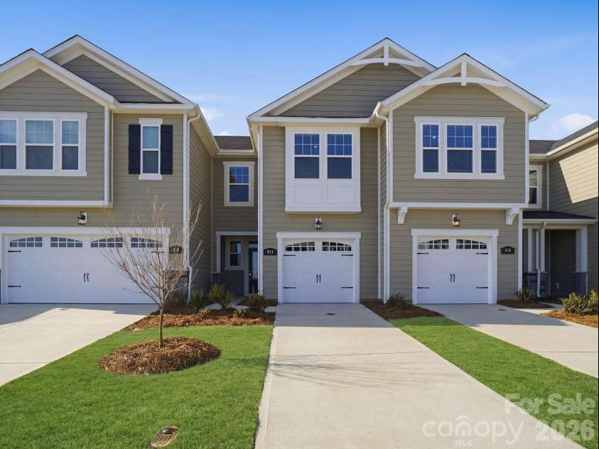 340 Laura Elizabeth Lane, Clover, SC 29710.  MLS# CAR4416839, YatesRealty ID 45722. 