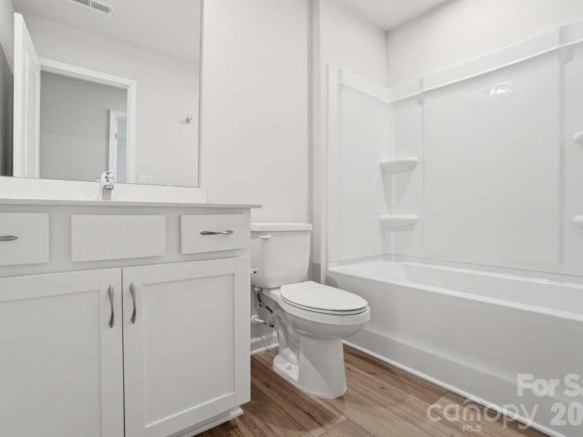 340 Laura Elizabeth Lane, Clover, SC 29710.  MLS# CAR4416839, YatesRealty ID 45722. 