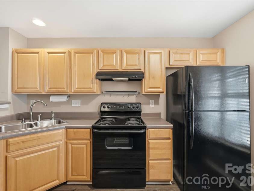 2511 Brackley Place, Concord, NC 28027.  MLS# CAR4416047, YatesRealty ID 45723. 