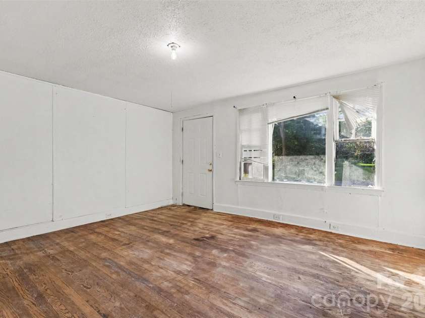 2131 Ferris Street, Rock Hill, SC 29732.  MLS# CAR4415777, YatesRealty ID 45726. 